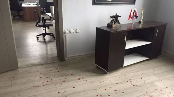 Kastamonu'da belediye başkanına makam odasında silahlı saldırı - Resim: 0