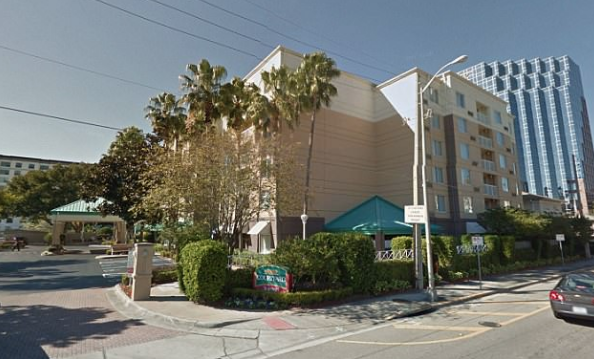 14 yaşındaki çocukla ilişkiye girdi ülkeden kovuldu - Resim: 4