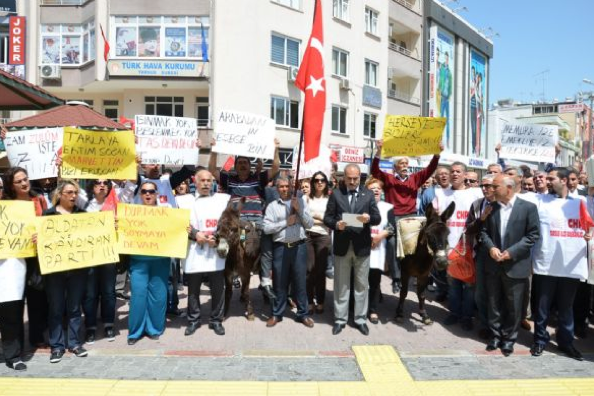CHP'lilerden eşekli protesto - Resim: 3