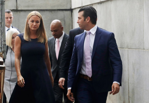 Donald Trump sonunda eşinden boşandı! Yılan hikayesine döndü - Resim: 4