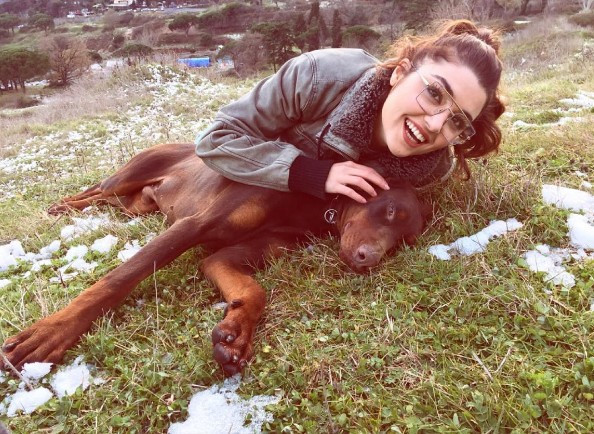 Hande Erçel'in 4 milyon sevinci gündeme oturdu - Resim: 4