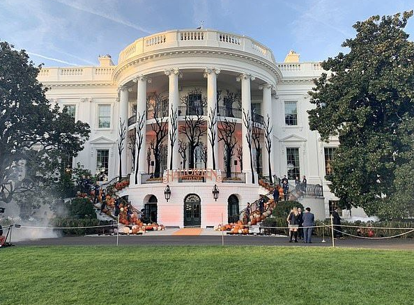 Trump'a cadılar bayramında korkunç sürpriz! Tepkisi şoke etti - Resim: 2