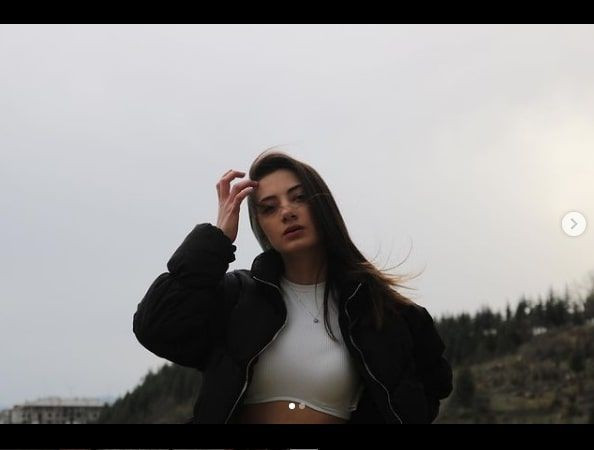 MasterChef Mehmet Yalçınkaya'nın kızı Sude bikinili paylaştı babası bakın ne yazdı - Resim: 3