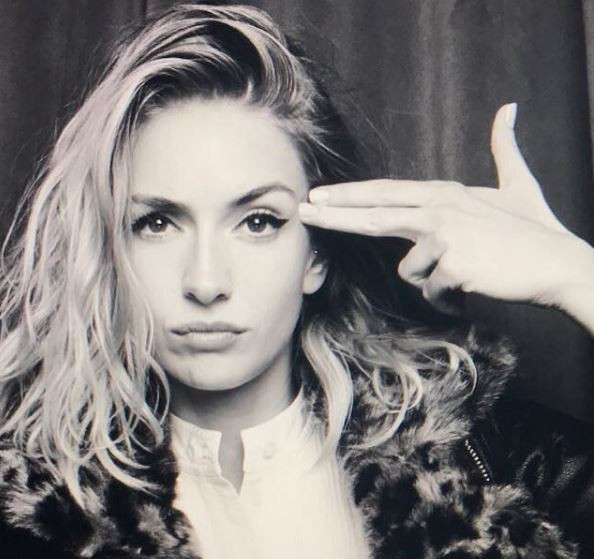 Yasemin Kay Allen rus ajanı oldu - Resim: 2