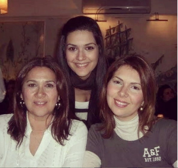 Bergüzar Korel Zeynep Korel'e bakın neden para vermemiş evlilik detayı şok etti - Resim: 2