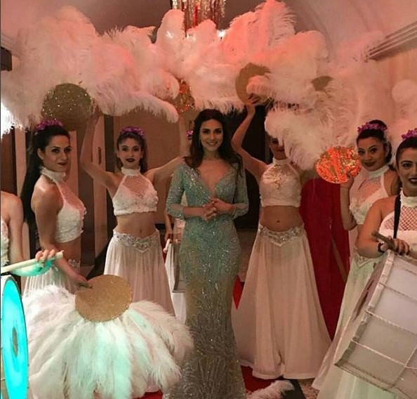 Alişan ile Buse Varol'un kına gecesinde neler yaşandı? - Resim: 1