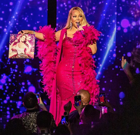 Mariah Carey şişe açma akımına öyle bir yöntemle katıldı ki herkesi şok etti! - Resim: 4