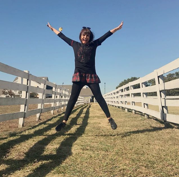 Ayşegül Aldinç yıllara meydan okuyor sütyensiz fotoğraf paylaştı - Resim: 1