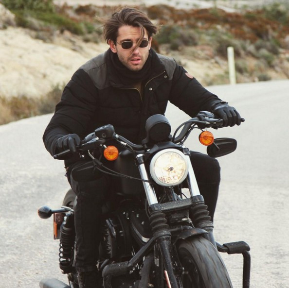 Survivor Serkan Tütüncü sevgilisi ile Instagram pozları - Resim: 1