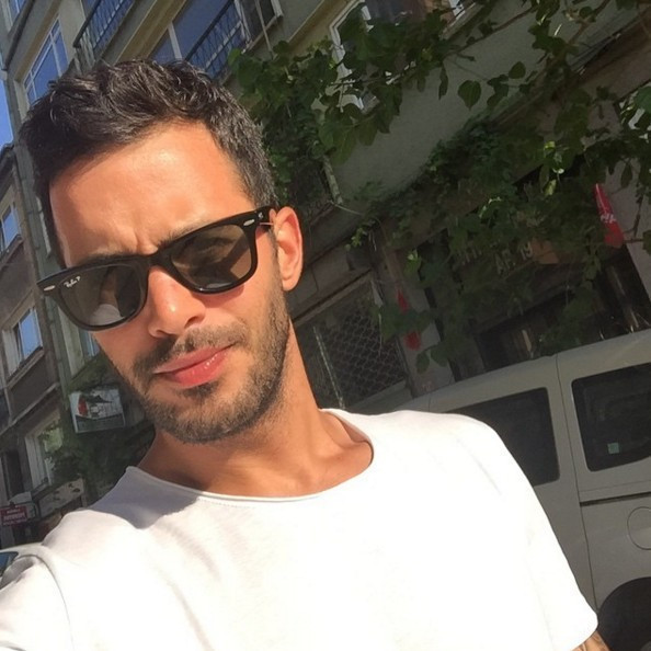 Çıplak pozu sosyal medya da olay oldu! - Resim: 3