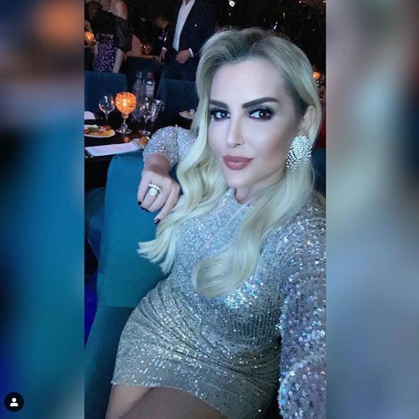 Gökhan Çıra'nın eşi Selin Ciğerci yeni imajıyla hayranlarını şok etti! - Resim: 4