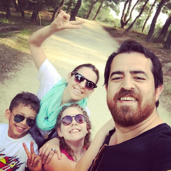 Defne Joy Foster'ın oğlu büyüdü son haline bakın  - Resim: 3