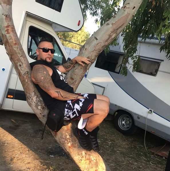 Hayko Cepkin'i 5 bin 200 defa arayan hayranı için karar verildi! En üst sınırdan ceza - Resim: 4