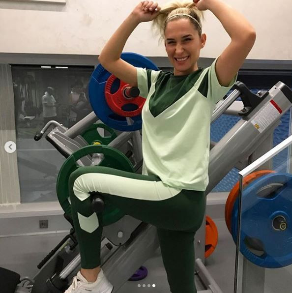 Milli Atlet Survivor Sema Aydemir'e hırsız şoku! Yataktan kalkıp kovaladı - Resim: 3