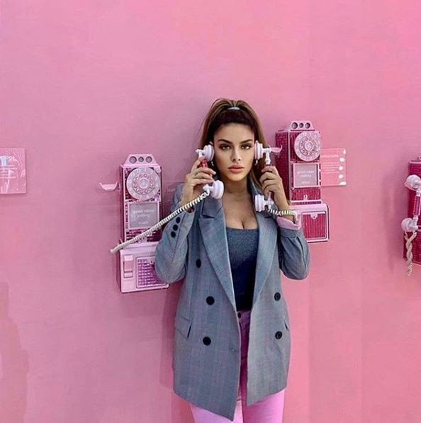 İşte Benim Stilim'in Yağmur Taktaş'ı cesur pozlarıyla esip geçiyor! - Resim: 4