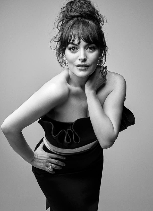 Ezgi Mola ilk kez anne oldu! Bebeğinin ismi bakın ne oldu - Resim: 2