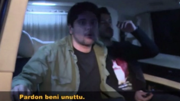 Hakan Sabancı sevgilisini arabaya almayı unutunca sosyal medyada olay oldu - Resim: 2