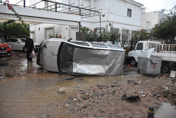 Marmaris'teki hortum ilk değil daha da artacak - Resim: 2
