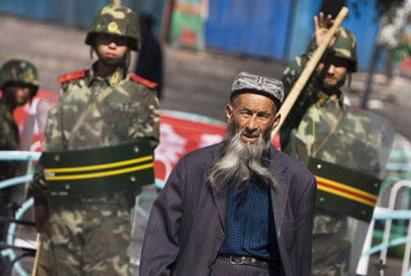 Uygur Türkleri’ne Çin zulüm devam ediyor gözlem altındalar - Resim: 4