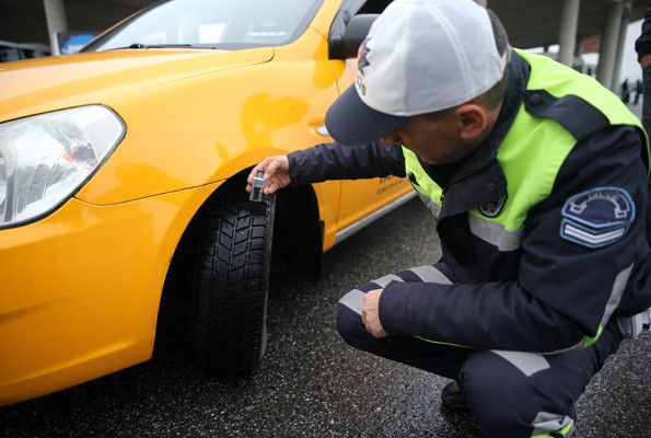 Kış lastiğinde denetimler başladı Polis iş başında - Resim: 2