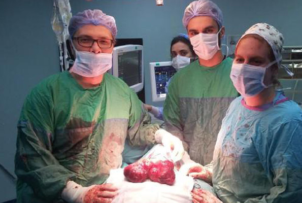 Ameliyattan korktu dev guatr ile 30 yıl yaşadı - Resim: 2