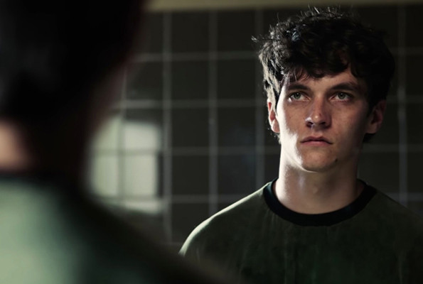 Black Mirror bombayı patlattı ilk interaktif yapım yayında - Resim: 1