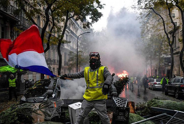 Fransa'da Sarı Yelekliler gözaltına alındı sayı her an artıyor - Resim: 3