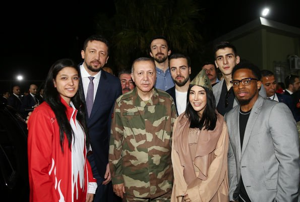 Kedicik Gülşah Güçyetmez'den Kılıçdaroğlu'na olay gönderme! - Resim: 2