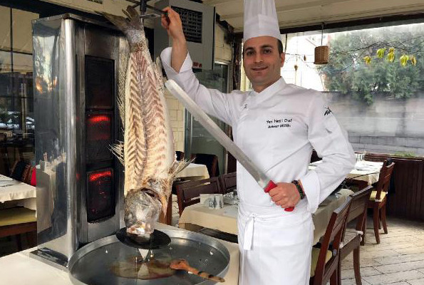 Hamsiburger, balık Adana derken şimdi de balık döner - Resim: 1