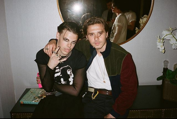 David ve Victoria Beckham çiftinin oğulları Brooklyn Beckham'ın hızına yetişilmiyor - Resim: 3