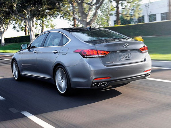 Hyundai Genesis Detroit'te sahneye çıktı - Resim: 2