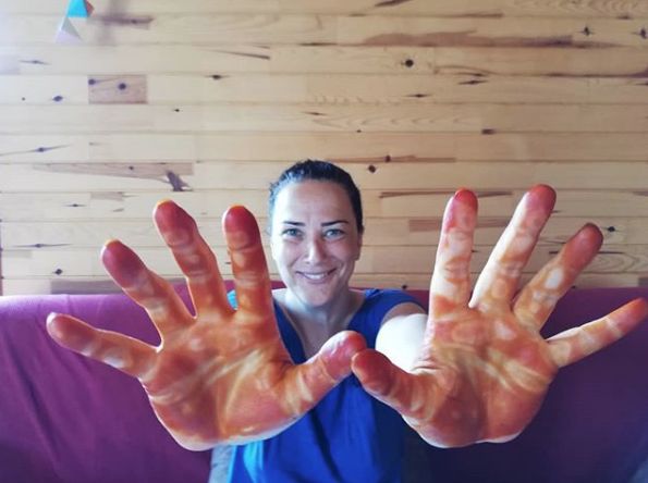 Dudak dudağa öpüştükleri poz isyan ettirdi Janset Paçal'ın Tarkan Gözübüyük ile olay pozu - Resim: 4