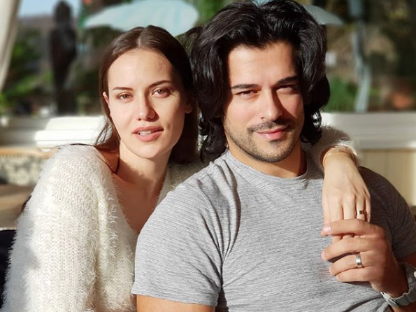 İki ay önce anne olmuştu! Fahriye Evcen'in yüzündeki değişim dikkatlerden kaçmadı! - Resim: 1