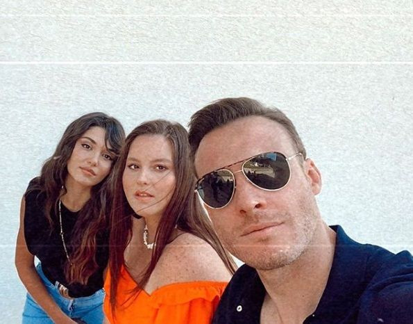 Sen Çal Kapımı dizisi oyuncusu Elçin Afacan koronavirüse yakalandığını duyurdu - Resim: 1