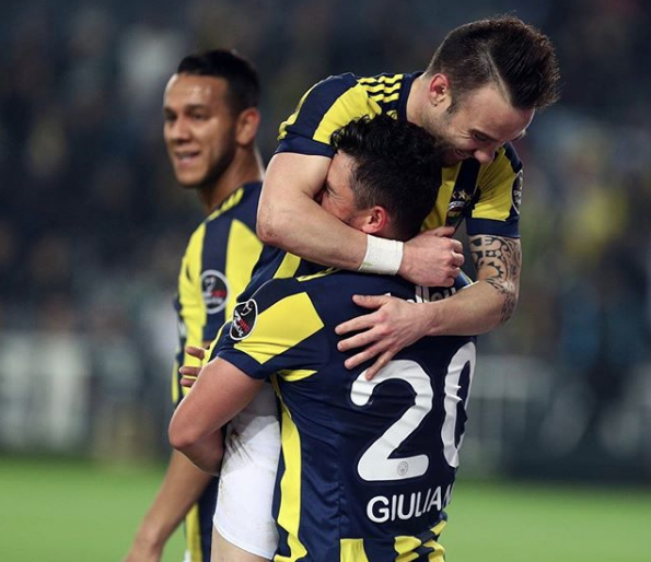 Şok iddia! O oyuncu Galatasaray'a transfer oluyor - Resim: 3