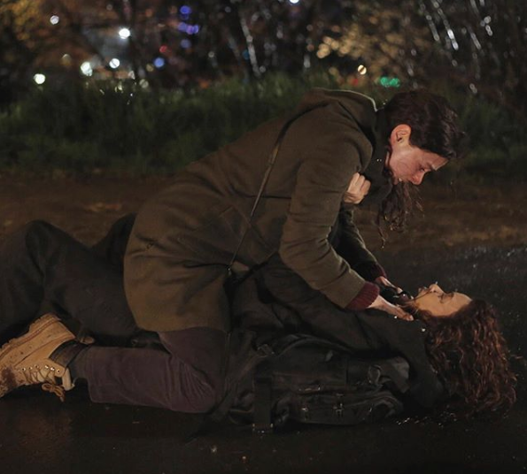 Fox TV'nin Kadın dizisinde büyük kavga saç saça girdiler! - Resim: 1