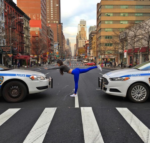 İnstagram’da yeni fenomen o! Bu pozları herkesin dilinde - Resim: 1