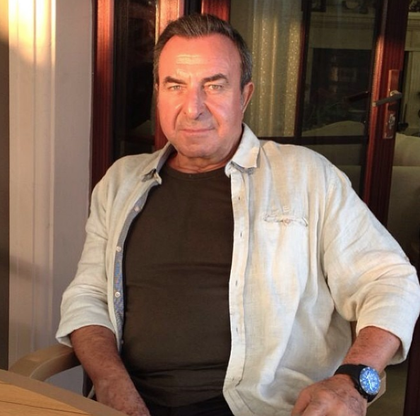 Arka Sokaklar'ın yıldızı kolları sıvadı! Bomba bir proje geliyor - Resim: 2