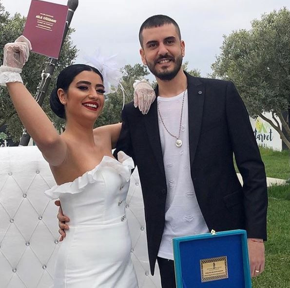 Hüsnü Şenlendirici oğlu Ergün'ü Peri Özdolgun ile evlendirdi! - Resim: 2