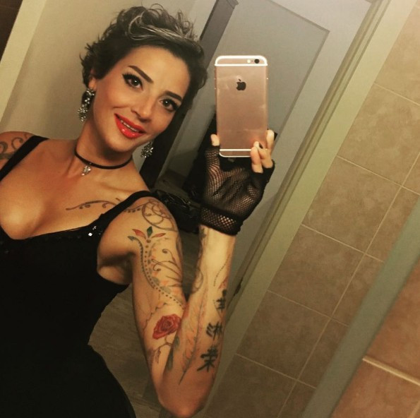 Survivor Berna Öztürk daha fazla dayanamadı terk etti - Resim: 4