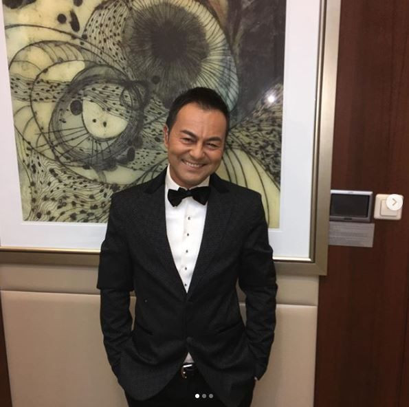 Serdar Ortaç boşandığı eşi Chloe Loughnan'ı unutamadı! Hala başkasına bakamıyorum - Resim: 1