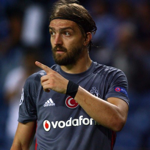 Asena Atalay Caner Erkin'in yakasına yapıştı tedbir getirtti - Resim: 1