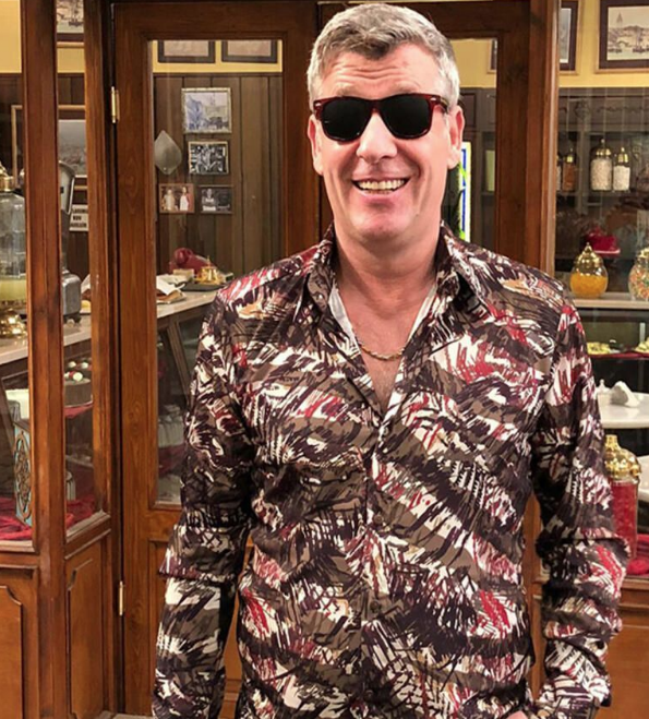 Seksenler'in kadrosuna flaş transfer ünlü şarkıcı diziye dahil olduğunu açıkladı - Resim: 2