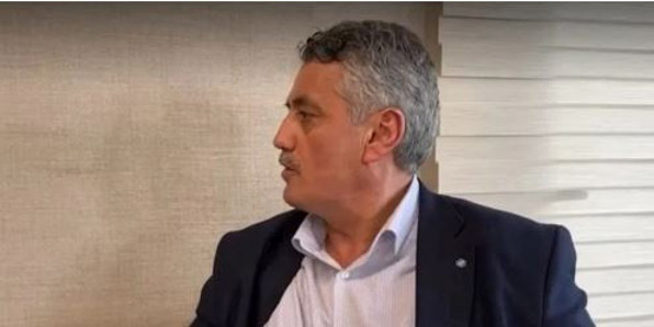 "Silahlarınızı ayarlayın" diyen imamla tartışan vatandaş Ekrem İmamoğlu ile buluştu: Çok içerledim - Resim: 0