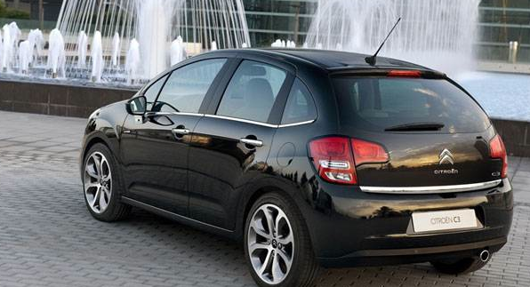 En az yakıt tüketen otomobiller - Resim: 4