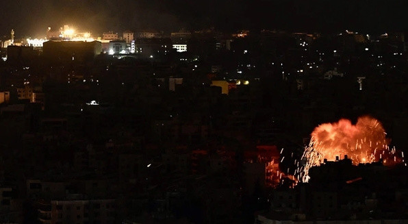 İsrail'den Beyrut'a peş peşe hava saldırısı! - Resim: 0