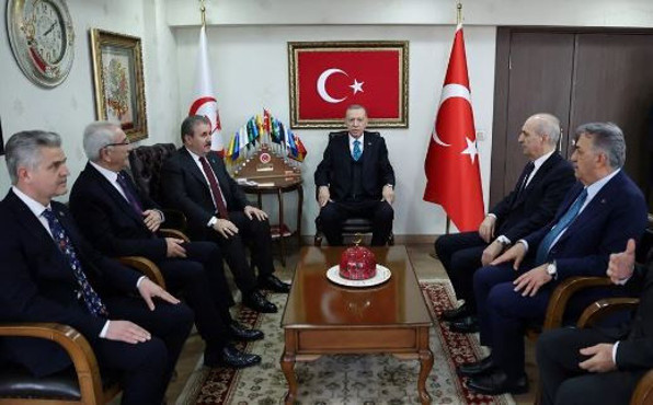 Cumhurbaşkanı Erdoğan, BBP Genel Başkanı Mustafa Destici'yi ziyaret etti - Resim: 0