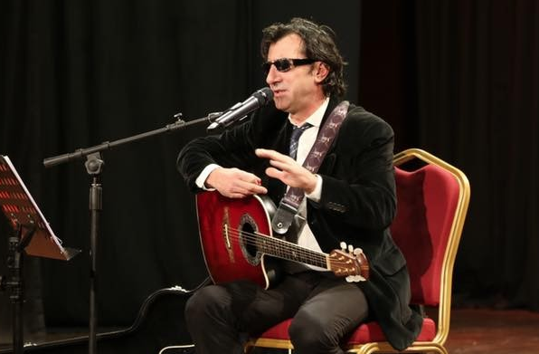 90'lı yıllara damga vuran Ayna grubu solistinin inanılmaz değişimi - Resim: 3