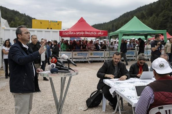 Kemal Kılıçdaroğlu'na çıplak karşılama! - Resim: 4