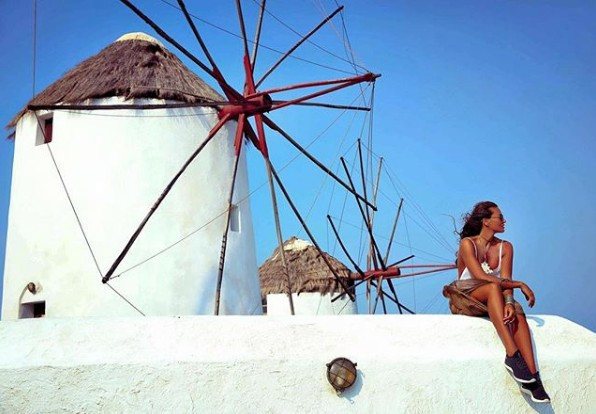 Eda Taşpınar'dan skandal fotoğraf bikinisinin altını giymeden... - Resim: 1